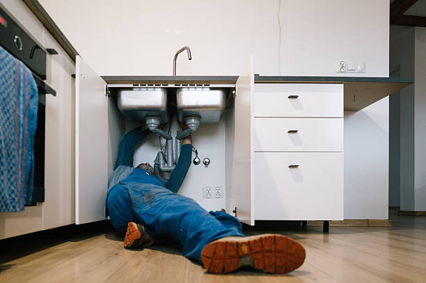 Professional Emergency Plumber technician working in Ladiesburg, MD